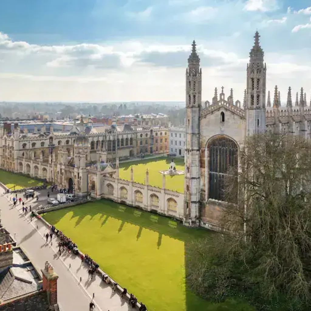 15 Best Cities in UK: Where History and Modernity Collide 15 Cambridge