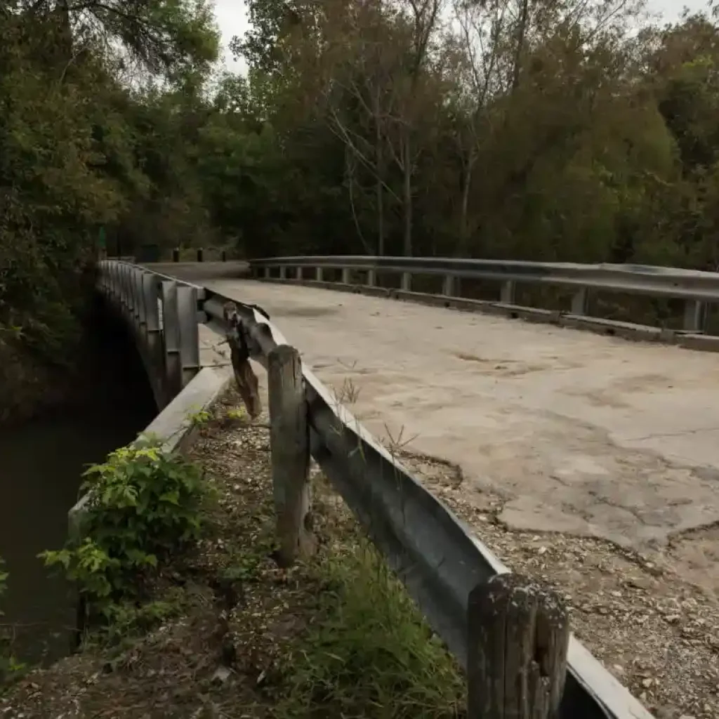 19 Haunted Places in Texas You Should Add To Your Bucket List 18 Donkey Lady Bridge