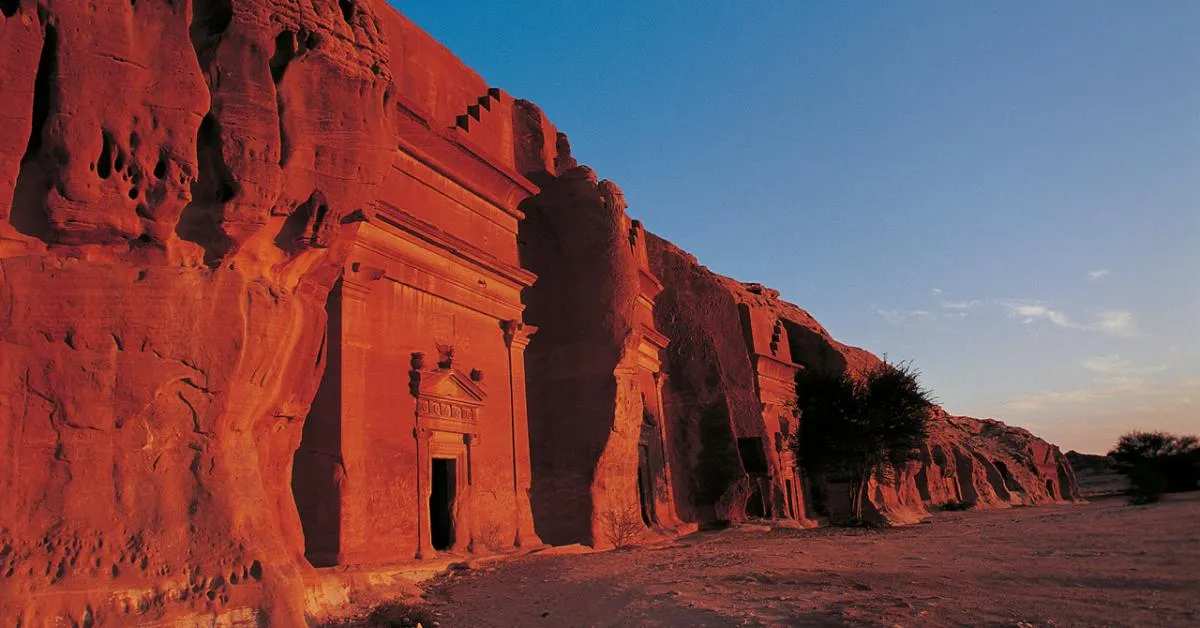 10 Must-See Archaeological Sites Around the World