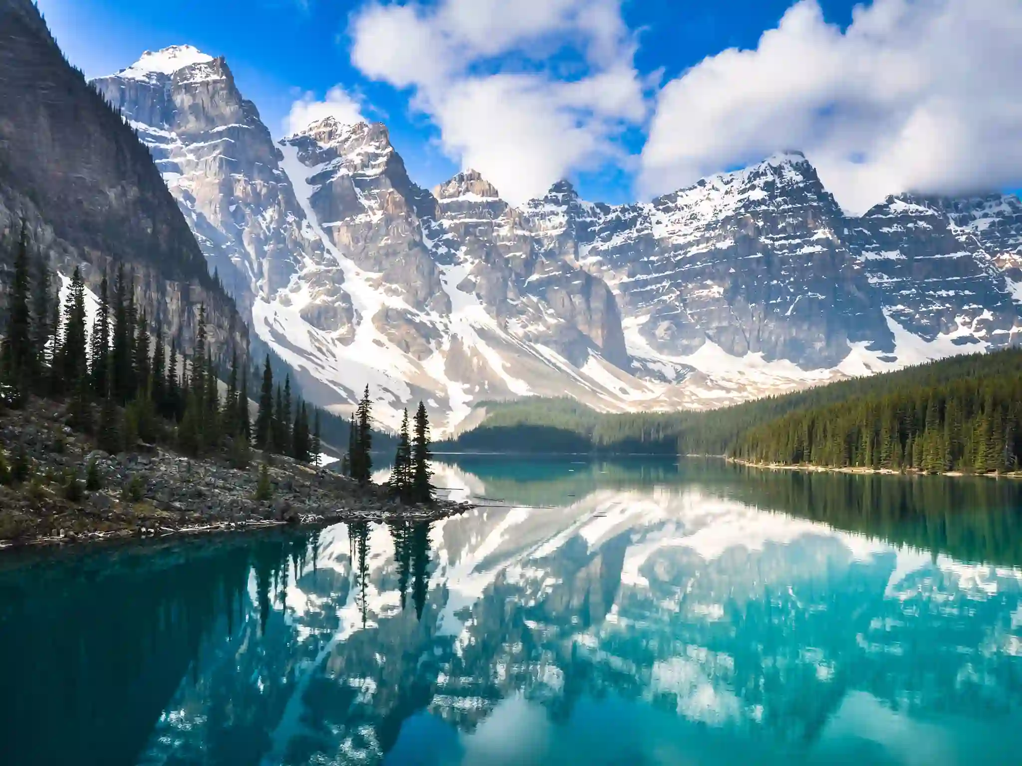 Best-Places-to-Visit-in-Canada.webp