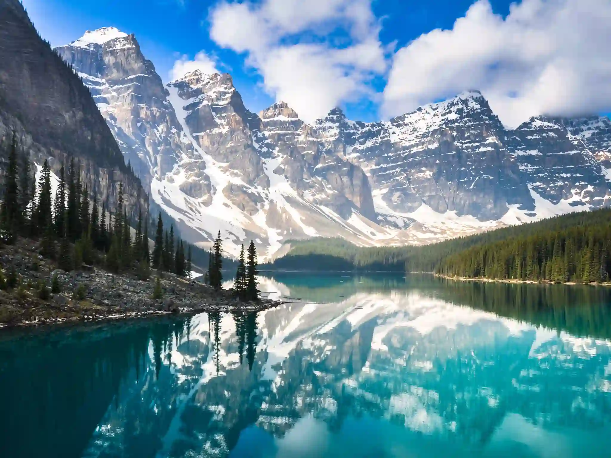 The 15 Best Places to Visit in Canada During Winter Season