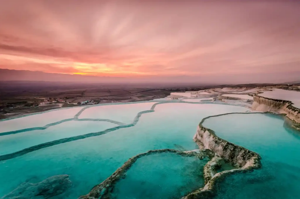 20 Mind-Blowing Places on Earth That Don't Feel Real 6 Pamukkale Thermal Pools in Turkey