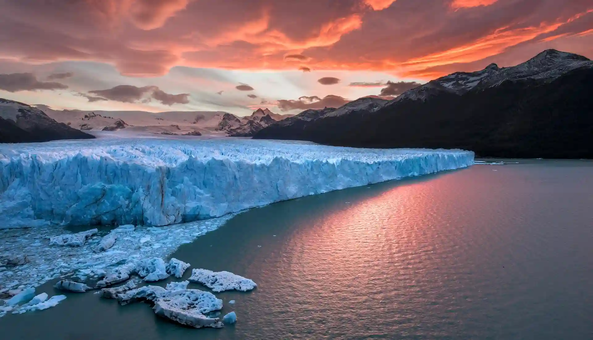 20 Mind-Blowing Places on Earth That Don't Feel Real 2 Perito Merino Glacier