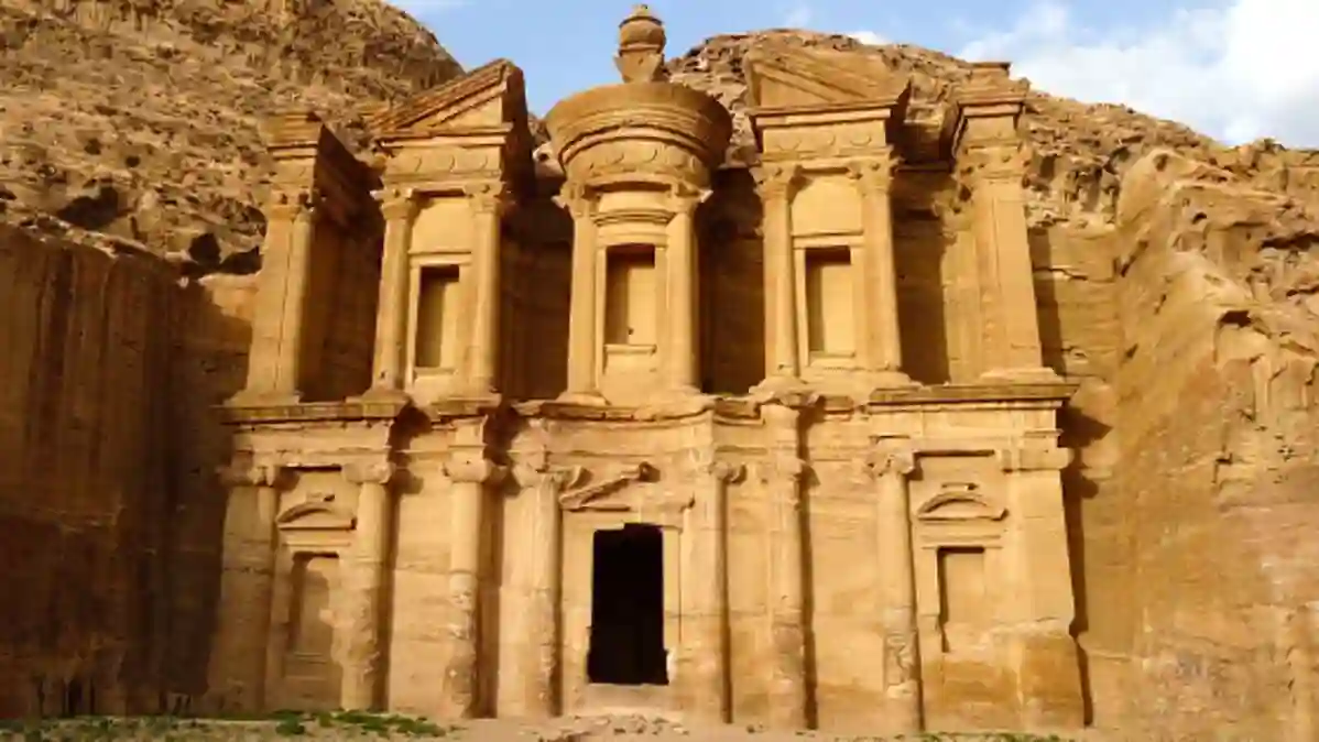 Top 10 Must-See Ancient Sites in the Middle East