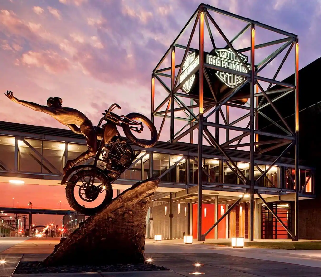 10 Captivating Places to Visit in Wisconsin That Will Leave You in Awe 6 Harley-Davidson Museum