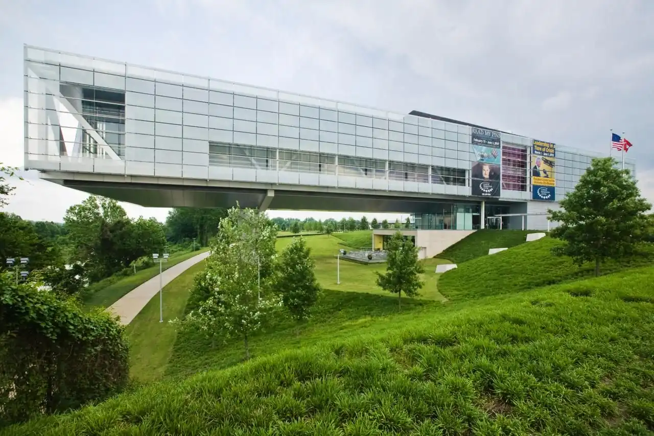 William J. Clinton President Library and Museum