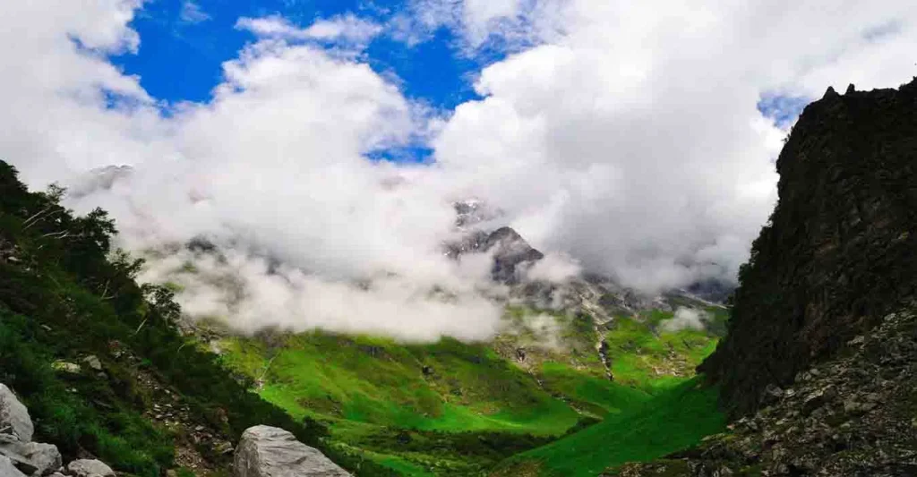 Planning Your Adventure: How Far is the Indrahar Pass Trek? 2 Understanding the Indrahar Pass Trek