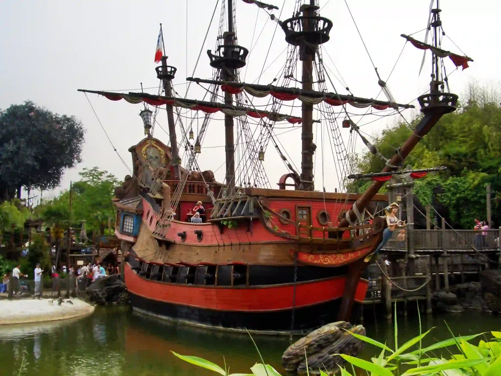 15 Super-Exciting Things to Do in Myrtle Beach with Kids 8 Pirate Ship Adventure Myrtle Beach
