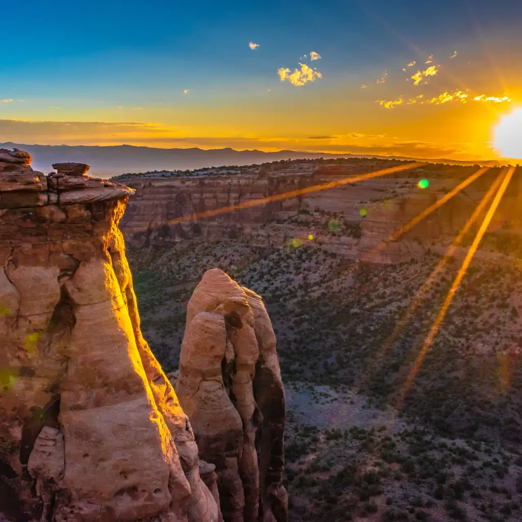 Denver in 1 Day: The Ultimate Itinerary Guide 5 A Sunrise at Red Rocks Park