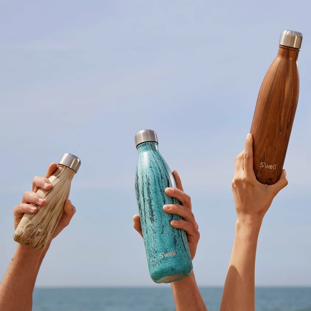 15 Essential Travel Hacks in 2024 When You Have No Money 9 Reusable Water Bottle