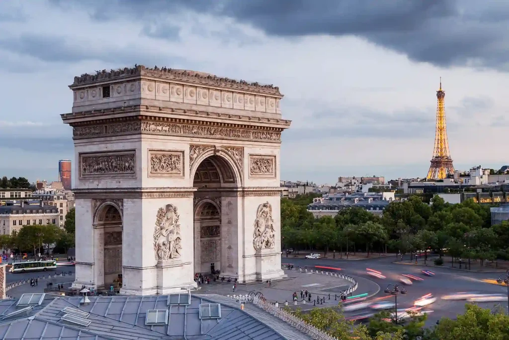 12 Fun Things to Do in Paris for Young Adults Like A Local 5 Arc de Triomphe