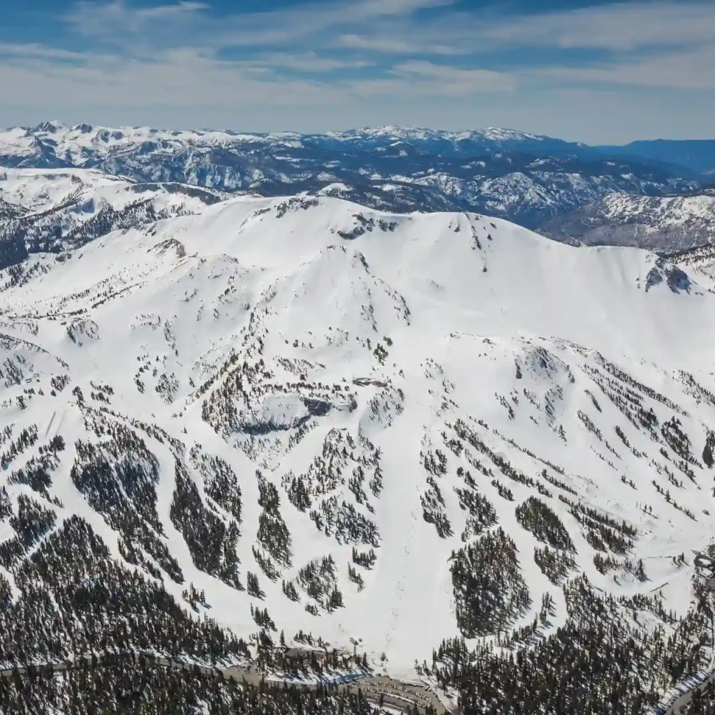 14 Unmissable Ikon Pass Destinations for All Types of Skiers 9 Mammoth Mountain California