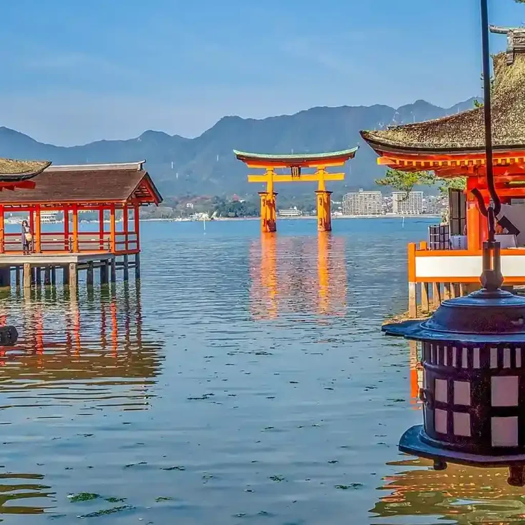 Japan Itinerary 10 Days for Beginners - An In-Depth Guide 30 Itsukushima Jinja 1