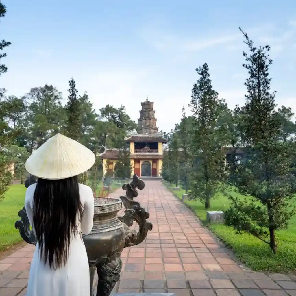 How Creative Translation Opens New Doors of Global Tourism? 4 Builds Trust of Travelers
