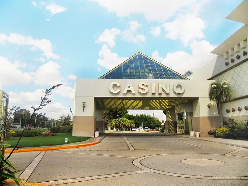 What Do Tourists Do in Las Pampas Argentina? Activities & Tips 3 Casino Club Santa Rosa