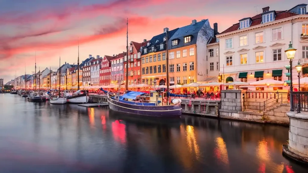 12 Best Cities During Christmas for a Magical Holiday Experience 6 Copenhagen