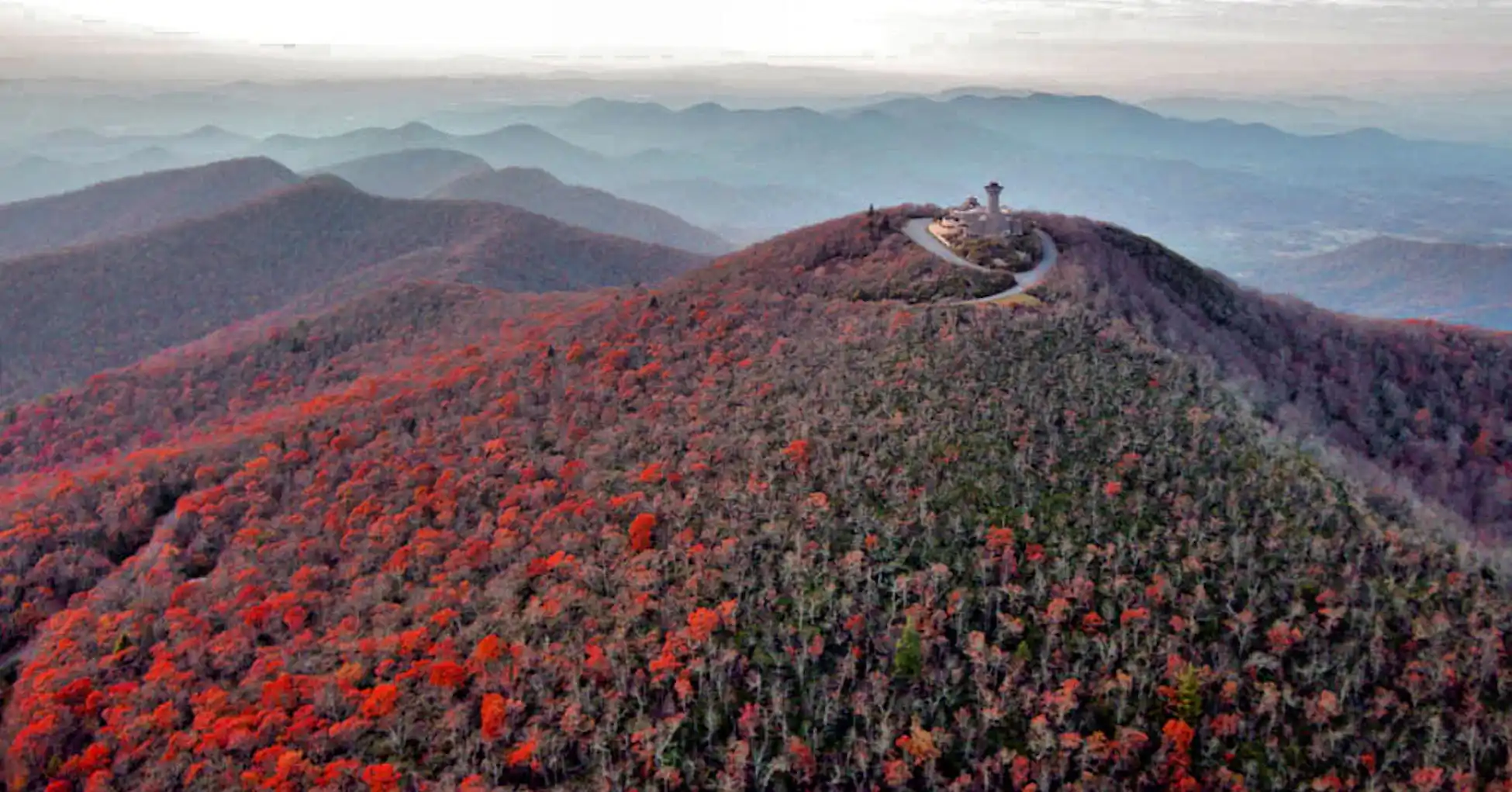 What are Places with Amazing Sunsets in Georgia? 8 Brasstown Bald