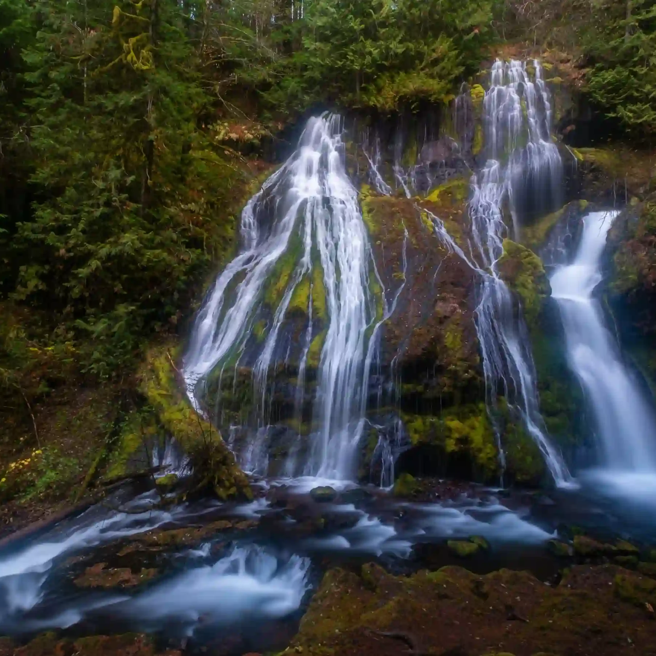 What are Places with Amazing Sunsets in Georgia? 6 Panther Creek Falls scaled