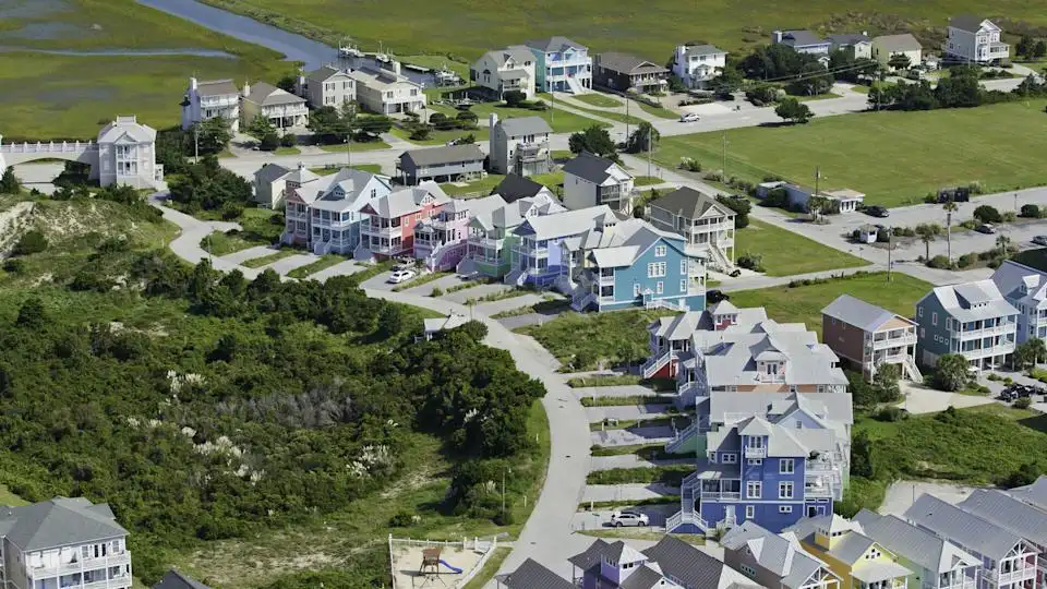 12 Best Places to Visit in August in USA Before Summer Ends 4 Crystal Coast North Carolina
