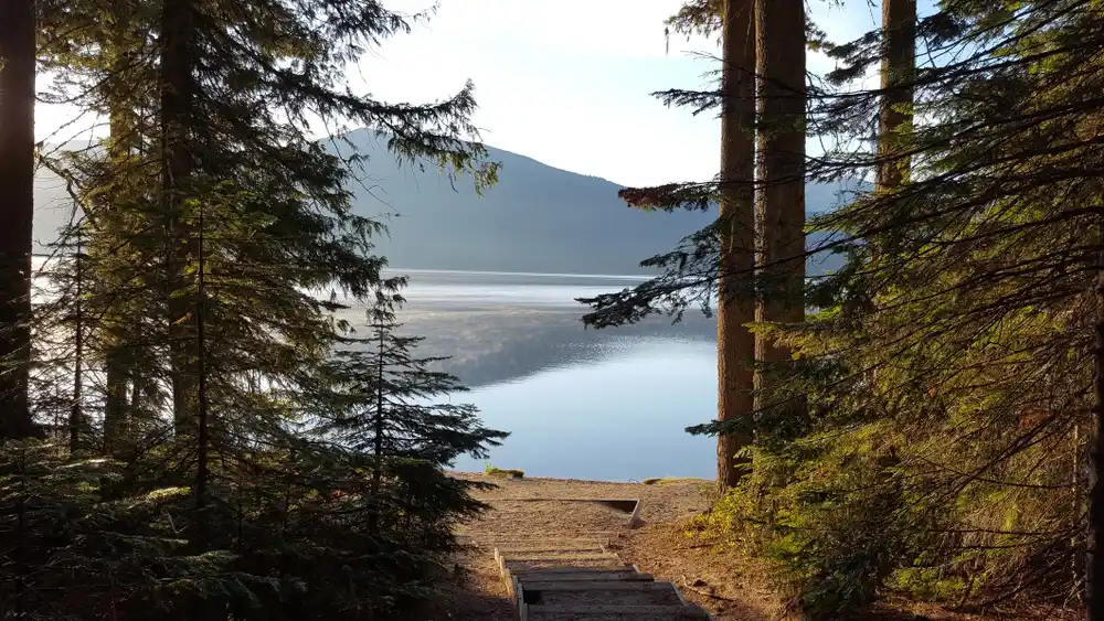 12 Best Places to Visit in August in USA Before Summer Ends 2 Priest Lake Idaho