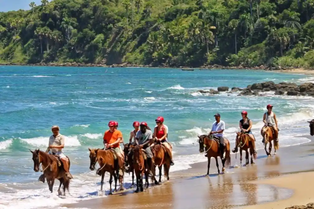Horseback Riding in the Puerto Plata Hills 1