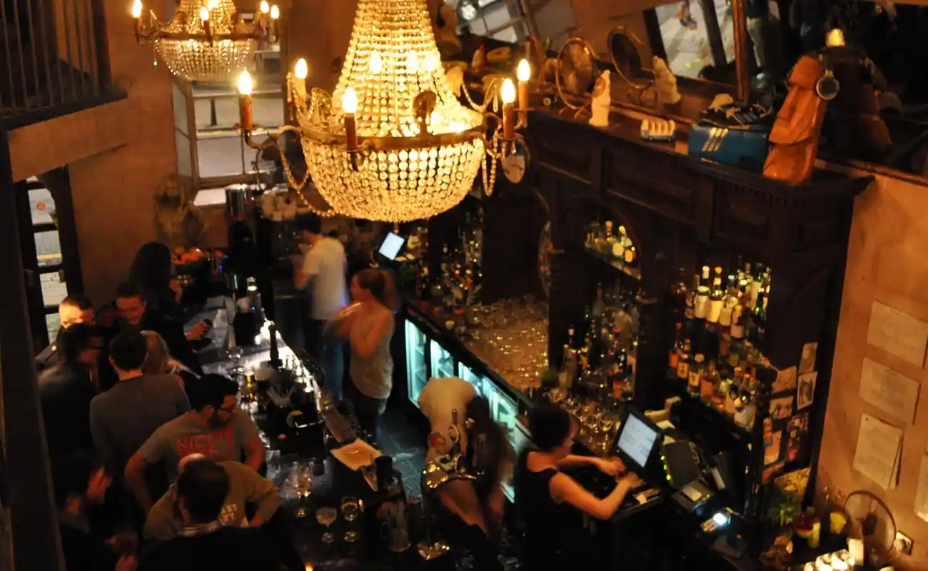 A Taste of Edinburgh Nightlife