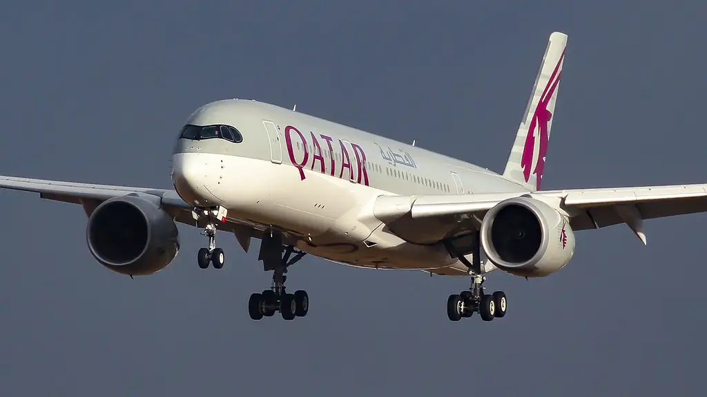 Boarding the Qatar A350