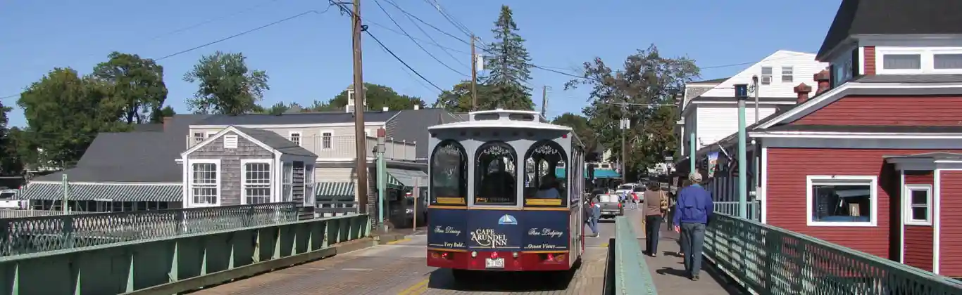 Stroll Dock Square