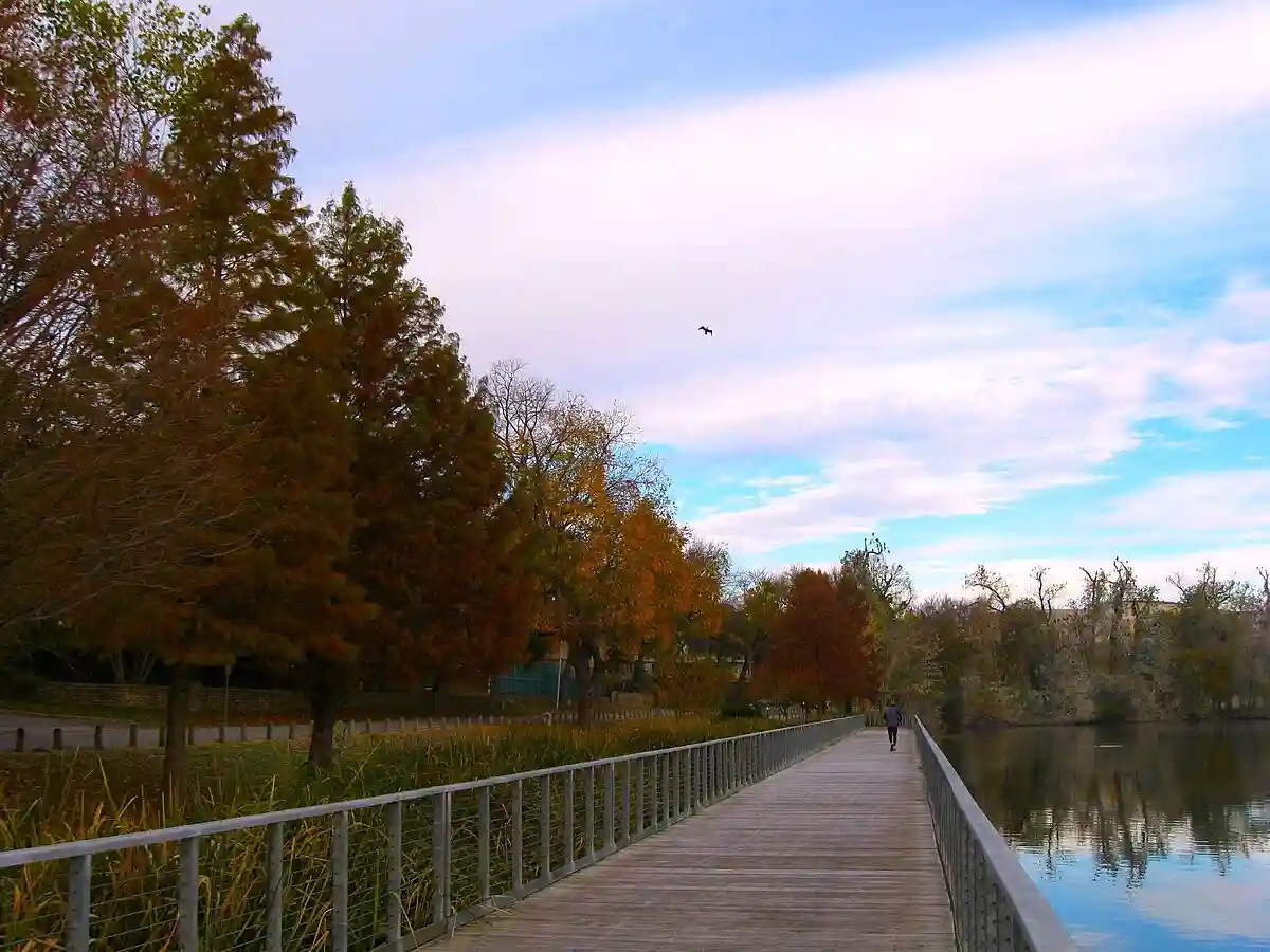 White Rock Lake Park – Lakefront Serenity Skyline Views