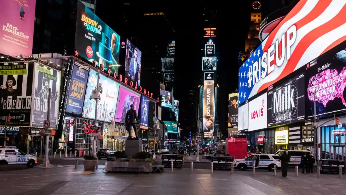 Is Times Square Safe at Night? 10 Insider Tips for Tourists 2025