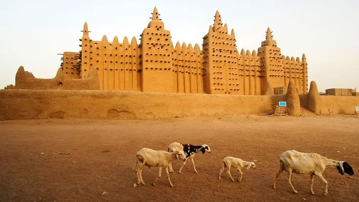 15 Most Dangerous Holiday Destinations in the World for 2025 6 Malis cultural heritage