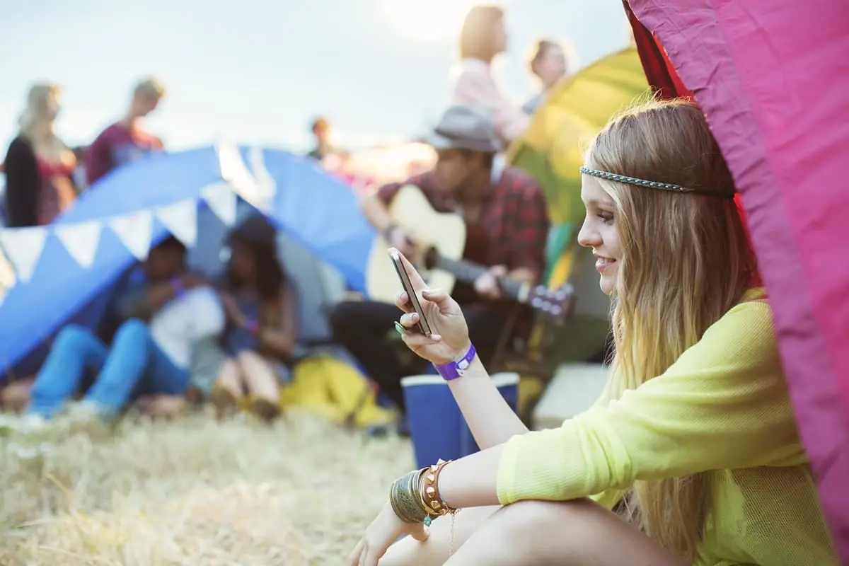 How to Find Solo Travellers at Music Festivals Easily? 10 Technology has changed how to find solo travellers at music festivals