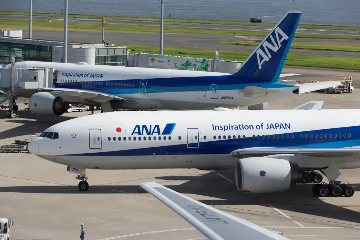15 Best Airlines for Long Flights in 2025: Comfort, Cuisine, and Sky-High Service 4 ANA All Nippon Airways 1
