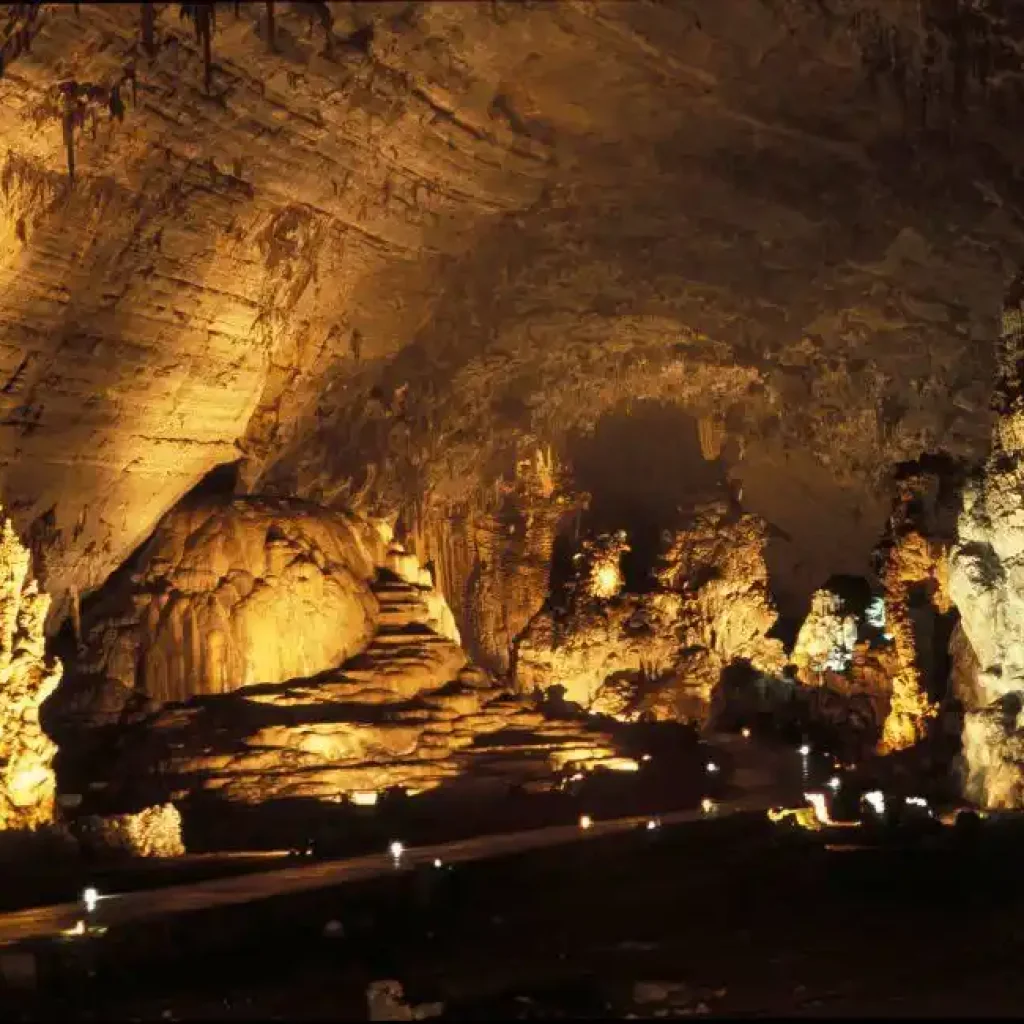 Grutas de Cacahuamilpa