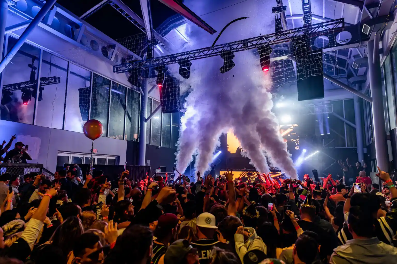 Fun Things to Do in Texas for Young Adults - A 2026 Guide 2 Houstons Nightlife