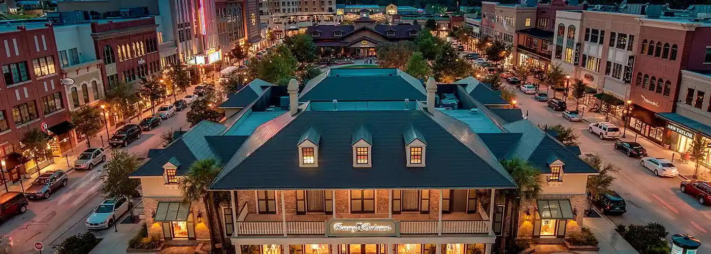 15+ Free Easter Places In Texas to Go With Kids in 2026 5 The Woodlands Town Center