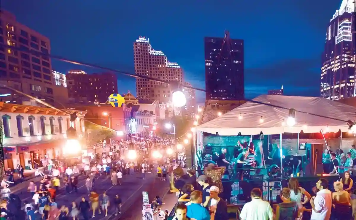 Best Austin Bars Nightlife Districts