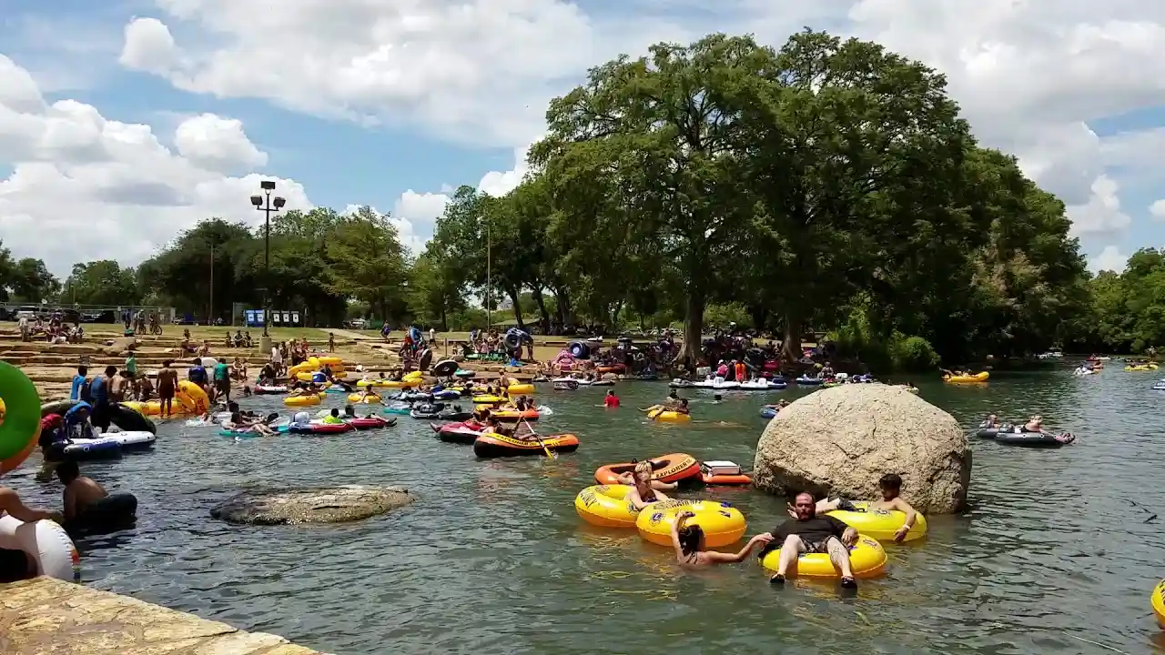 San Marcos River Tubing
