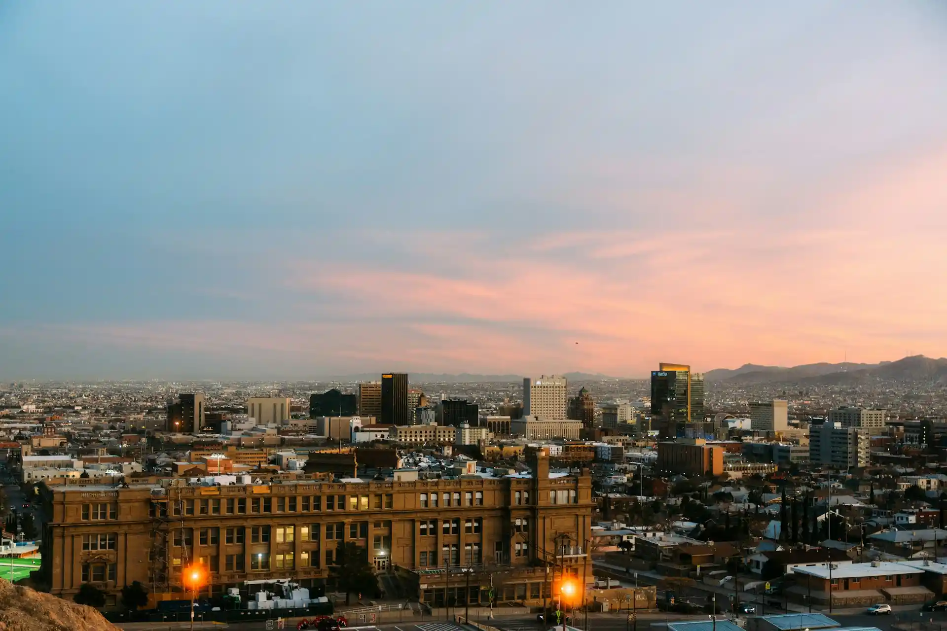 Expert Guide to Texas in Fall: Best Places to Visit, Foliage & Fall Festivals 7 El Paso