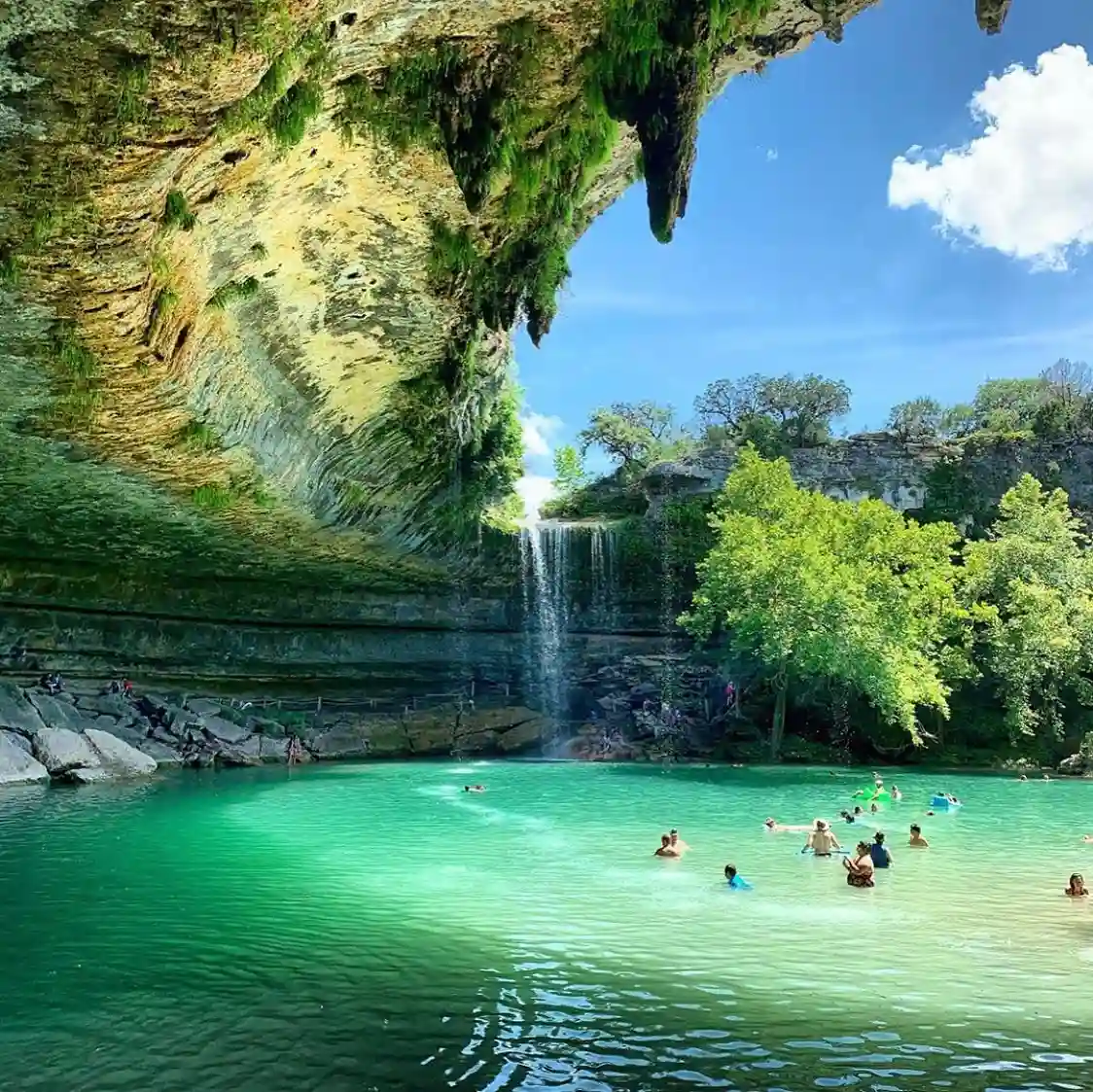 25 Most Beautiful Places in Texas to Take Pictures 4 Hamilton Pool