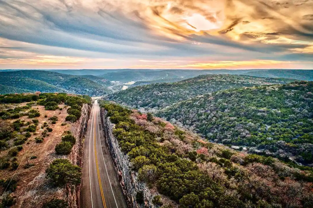 Expert Guide to Texas in Fall: Best Places to Visit, Foliage & Fall Festivals 2 Lost Maples State Natural Area