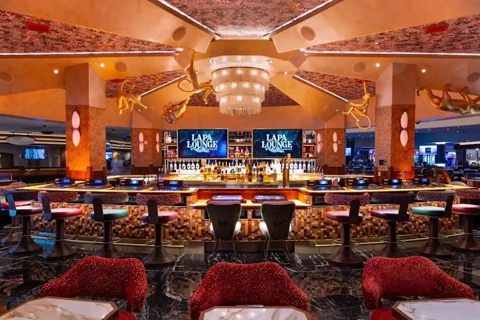 10 Hotels to Avoid in Las Vegas in 2026 (And Why Guests Keep Complaining) 3 Rio Hotel and Casino 1